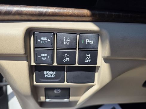 Used 2020 Acura RDX AWD w/ Advance Package image 12