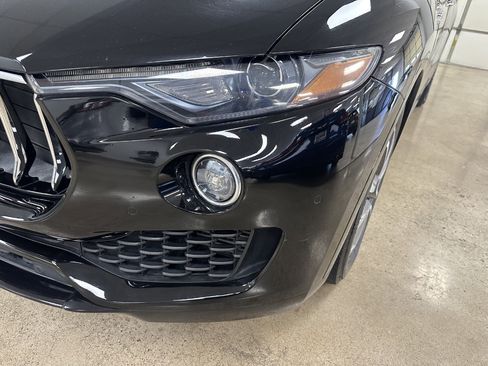 Used 2020 Maserati Levante S image 4