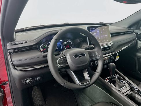 New 2026 Jeep Compass Latitude AWD/4WD image 9