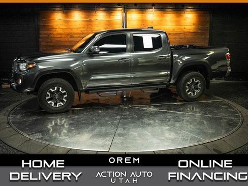 Used 2020 Toyota Tacoma TRD Off-Road AWD/4WD image 1