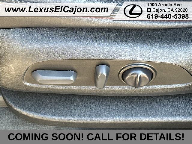 Used 2022 Chevrolet Traverse RS w/ LPO, Cargo Package FWD image 11
