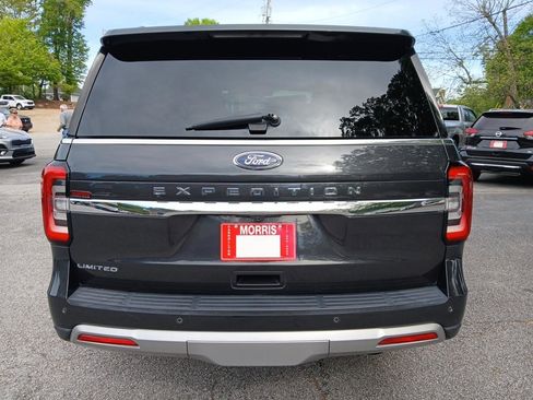 Used 2022 Ford Expedition Limited image 7