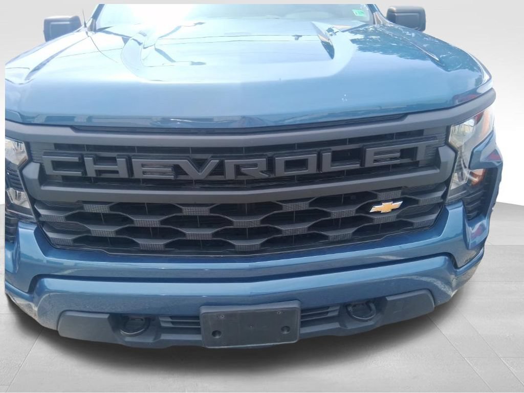 Used 2024 Chevrolet Silverado 1500 Custom RWD image 11