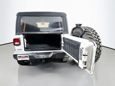 Used 2021 Jeep Wrangler Unlimited Sport AWD/4WD image 32
