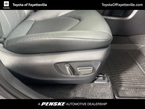New 2026 Toyota Grand Highlander FWD image 10