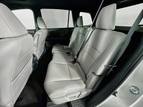 Certified 2023 Honda Passport EX-L image 24