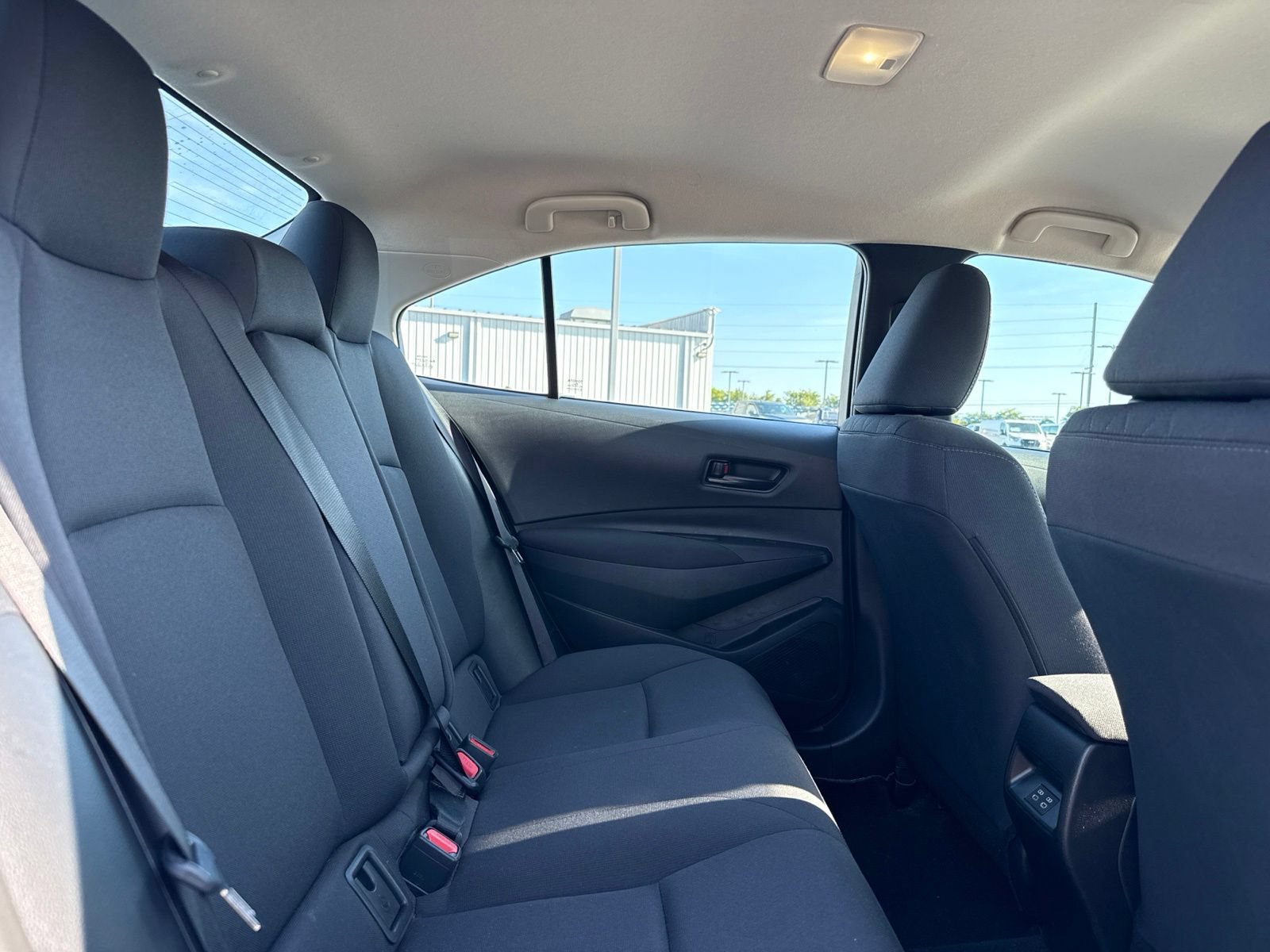 Used 2025 Toyota Corolla LE FWD image 8