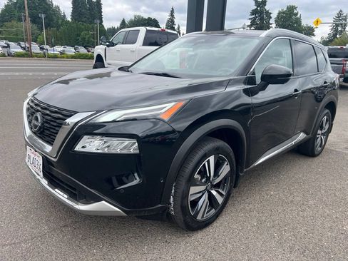 Used 2023 Nissan Rogue Platinum w/ Platinum Premium Package AWD/4WD image 2