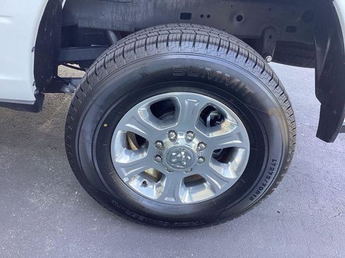 Used 2024 RAM 2500 Big Horn AWD/4WD image 22