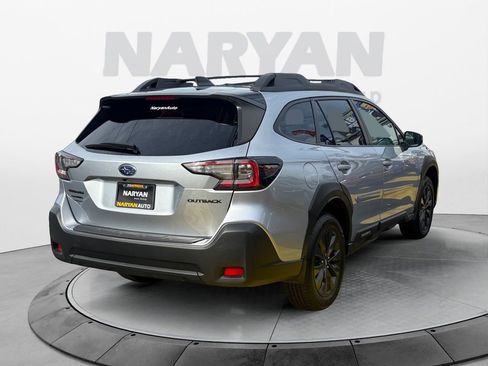 Used 2023 Subaru Outback Onyx Edition image 7