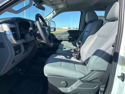 New 2026 Ford F250 XL w/ XL Chrome Package image 13