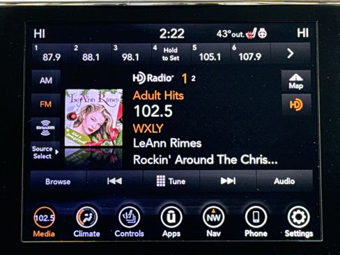 Used 2021 Jeep Grand Cherokee Summit w/ Platinum Series Group image 35