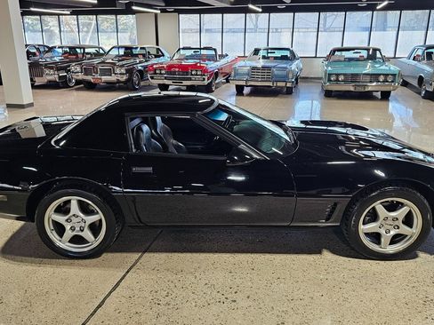 Used 1994 Chevrolet Corvette Convertible image 12