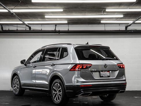 Used 2021 Volkswagen Tiguan S image 3
