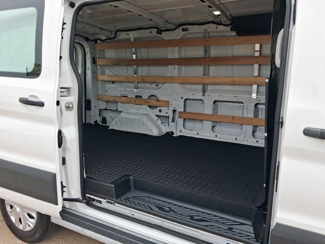 Used 2025 Ford Transit 250 Low Roof w/ Exterior Upgrade Package RWD image 5