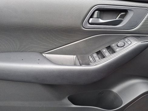 Certified 2025 Nissan Rogue S image 12