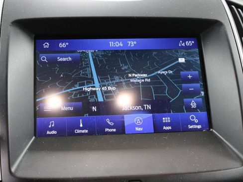 Used 2020 Ford Edge Titanium FWD image 32