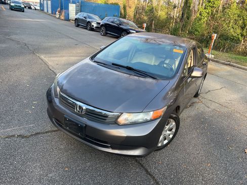 Used 2012 Honda Civic LX image 3