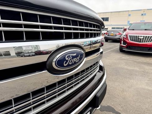 Used 2020 Ford F150 Lariat w/ Equipment Group 502A Luxury image 18