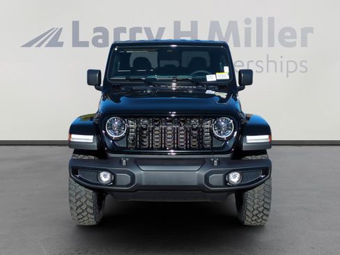 New 2026 Jeep Gladiator Willys image 8