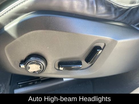 Used 2021 Volvo XC60 T5 R-Design image 16