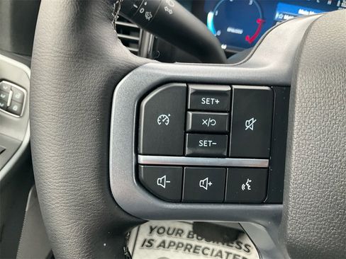 New 2026 Ford F250 Lariat w/ Black Appearance Package image 19