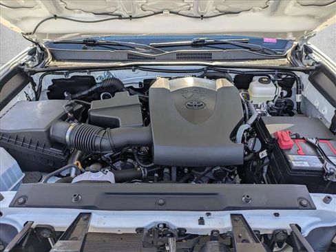 Used 2023 Toyota Tacoma TRD Off-Road image 21