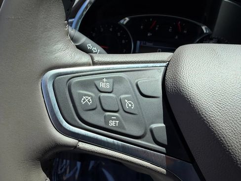 Used 2017 Chevrolet Malibu LT FWD image 22