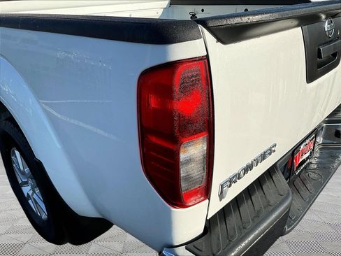 Used 2021 Nissan Frontier SV AWD/4WD image 23