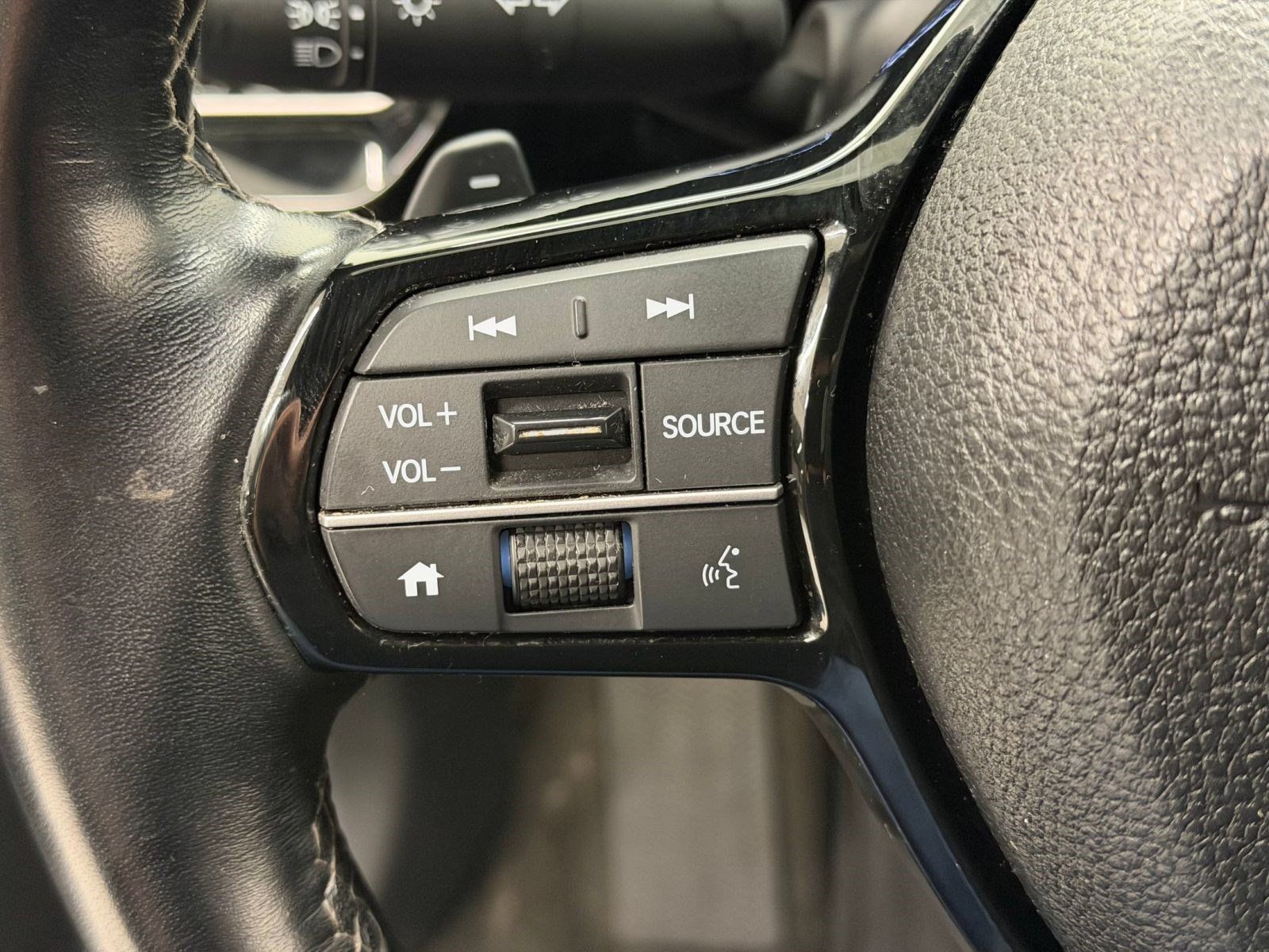 Used 2023 Honda Civic Sport image 12