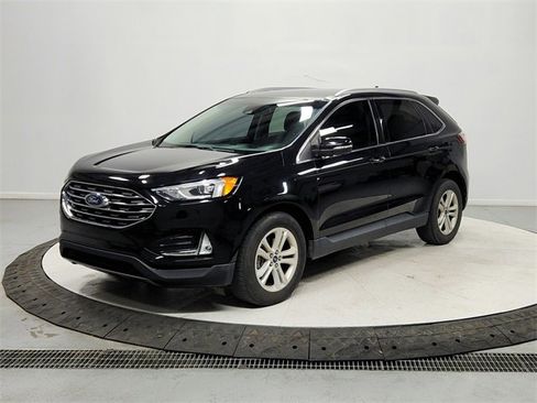 Used 2020 Ford Edge SEL image 3