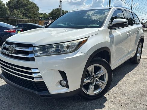 Used 2018 Toyota Highlander Limited FWD image 7