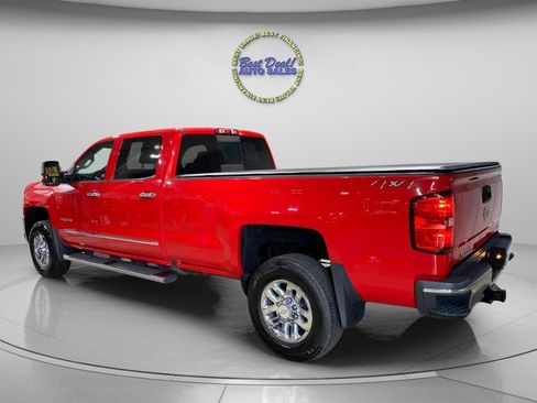 Used 2019 Chevrolet Silverado 3500 LTZ w/ LTZ Plus Package AWD/4WD image 3