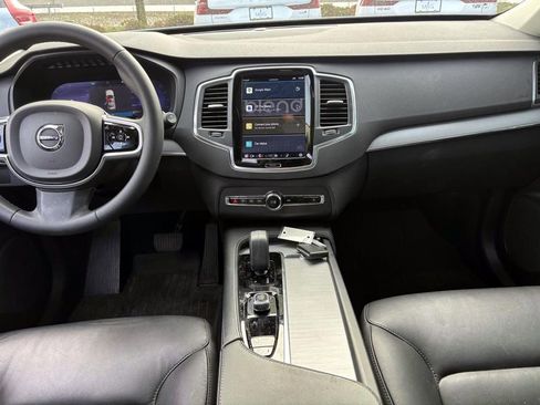 Used 2023 Volvo XC90 B5 Core w/ Protection Package Premier image 30