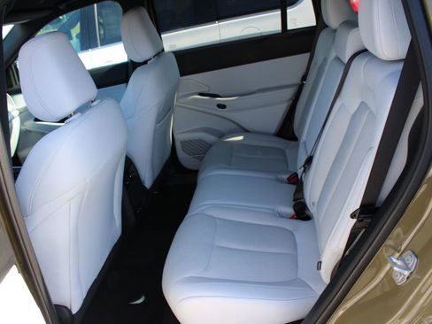 New 2026 Jeep Cherokee Laredo image 15