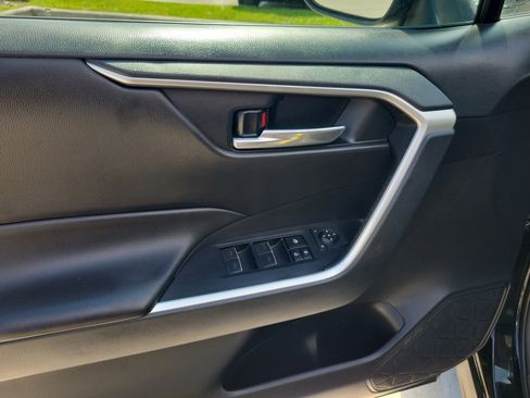 Certified 2023 Toyota RAV4 XLE w/ Convenience Package FWD image 22