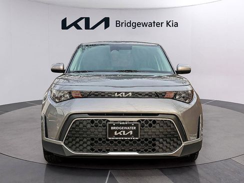 Certified 2023 Kia Soul LX w/ LX Technology Package image 3