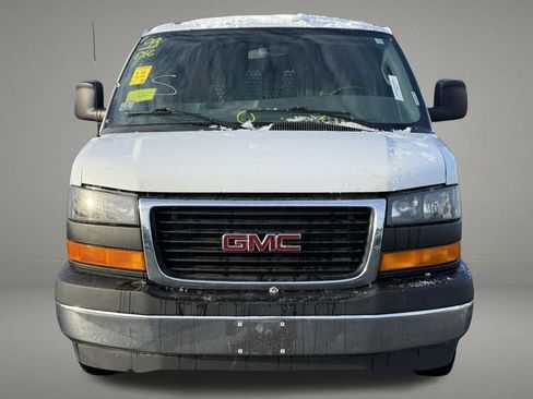 Used 2017 GMC Savana 2500 image 9