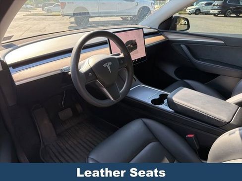 Used 2023 Tesla Model Y Long Range AWD/4WD image 4
