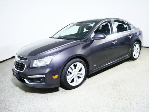 Used 2015 Chevrolet Cruze LTZ w/ Sun, Sound and Sport Package FWD image 3