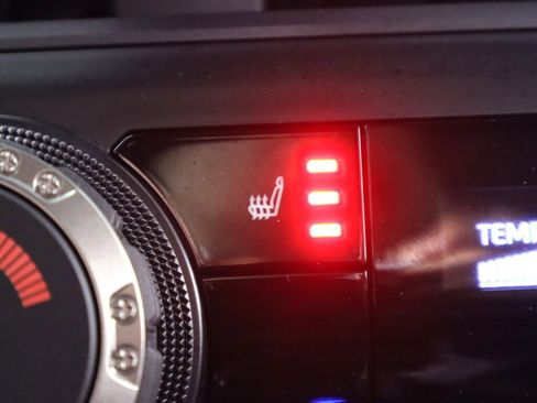 Used 2025 Toyota Tacoma SR5 image 22