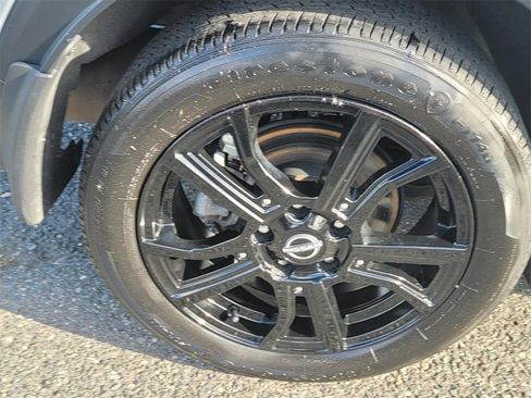 Certified 2023 Nissan Kicks SR image 8