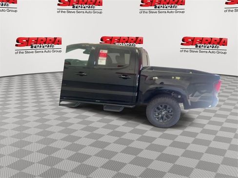 Used 2023 Toyota Tacoma SR5 w/ Technology Package image 9