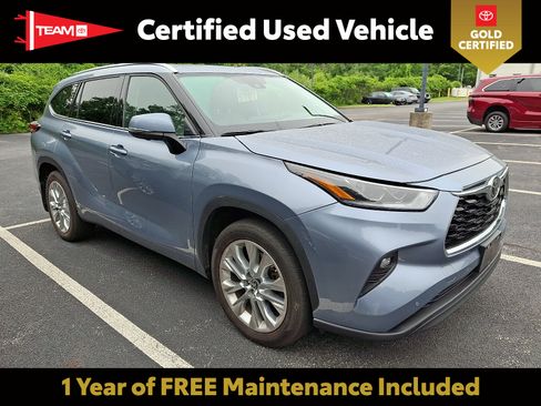 Certified 2023 Toyota Highlander Limited AWD/4WD image 1