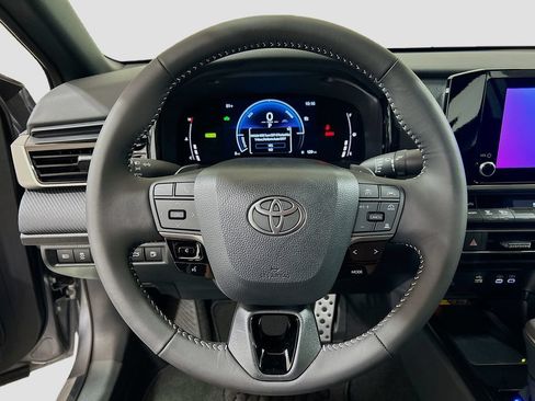 New 2026 Toyota Camry SE FWD image 12