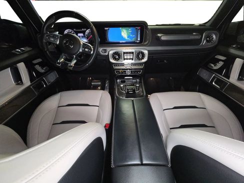 Used 2021 Mercedes-Benz G 63 AMG 4MATIC w/ G Manufaktur Interior Package image 27