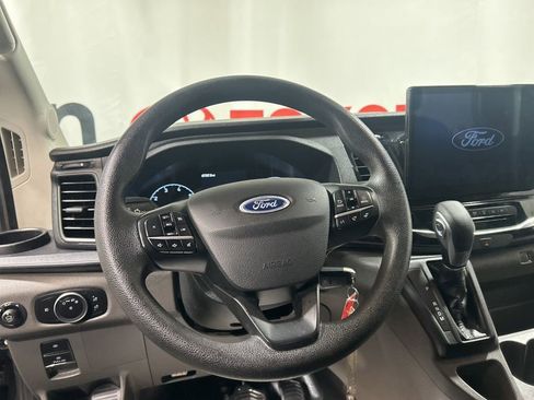 Used 2023 Ford Transit 350 XLT image 29