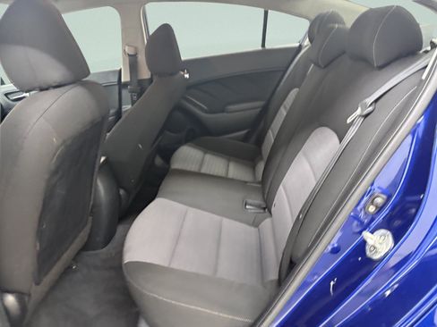 Used 2018 Kia Forte S FWD image 10