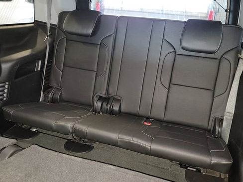 Used 2018 GMC Yukon SLT w/ Open Road Package AWD/4WD image 11