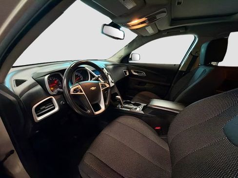 Used 2011 Chevrolet Equinox LT w/ Driver Convenience Package image 18